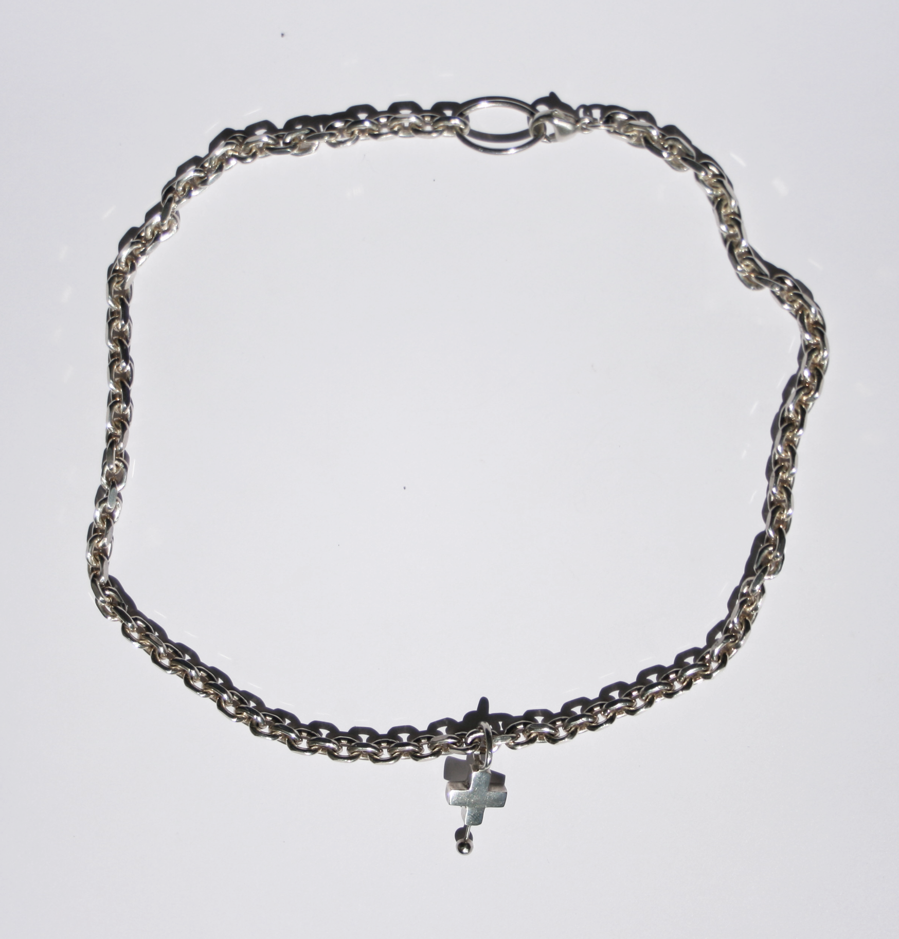 Cross curb necklace - Filia Rex