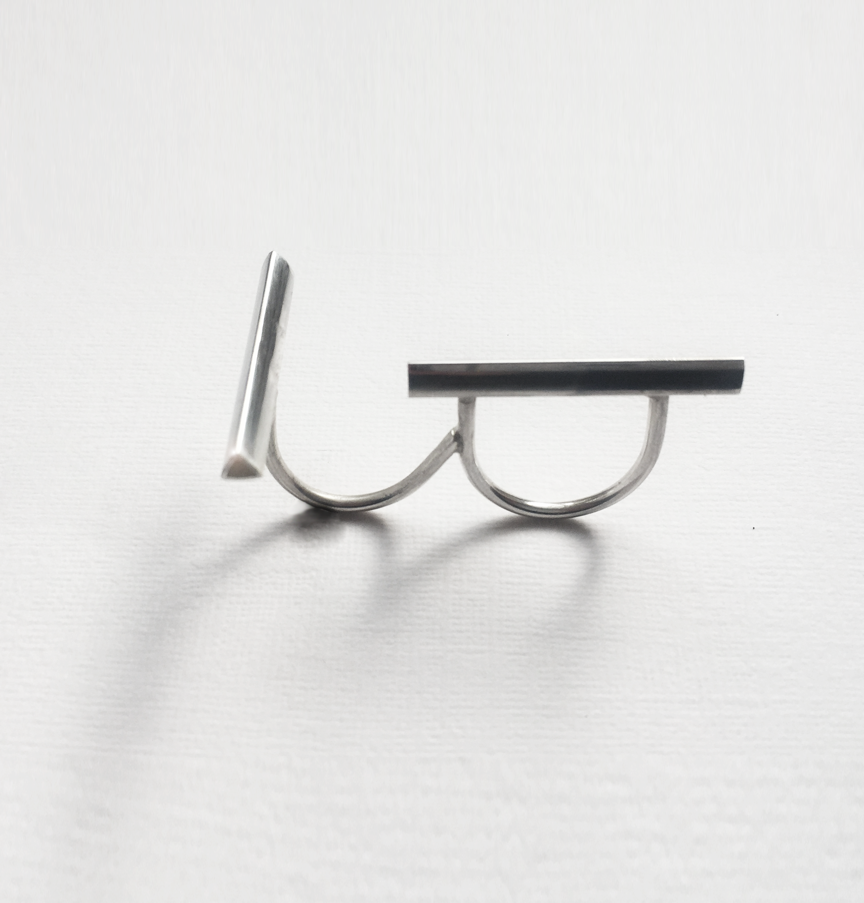 Minimalist double bar ring - Filia Rex