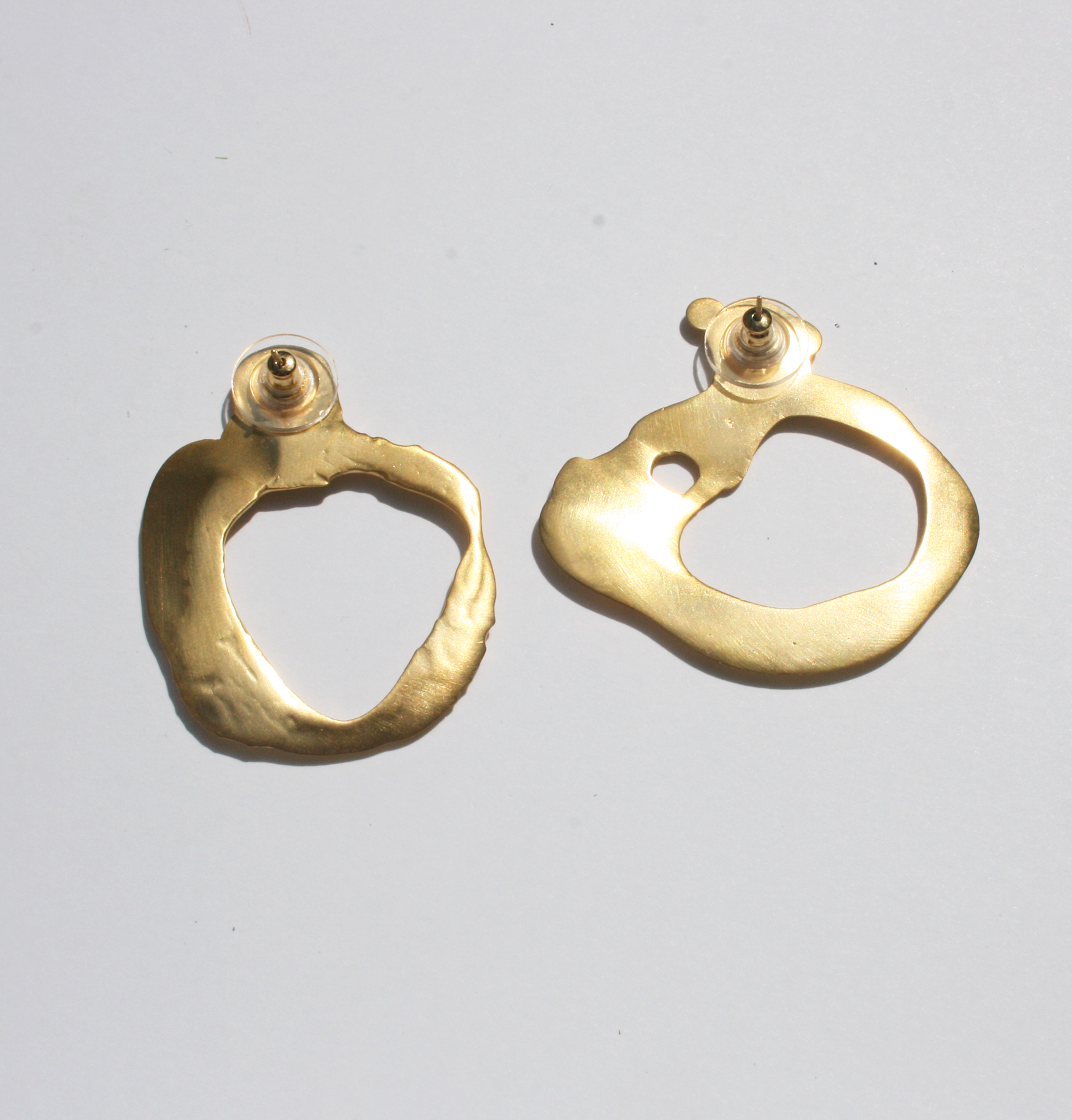 Molten gold earrings - Filia Rex