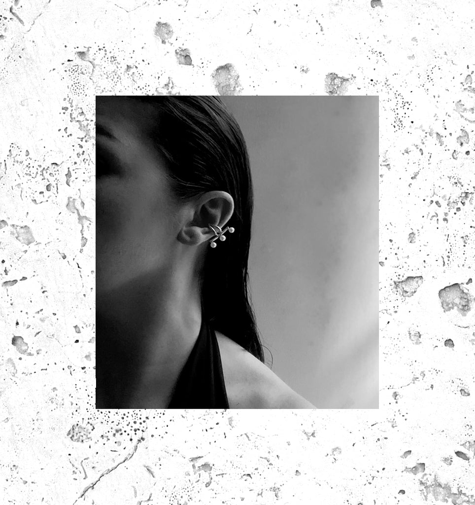 Triple pearl ear cuff