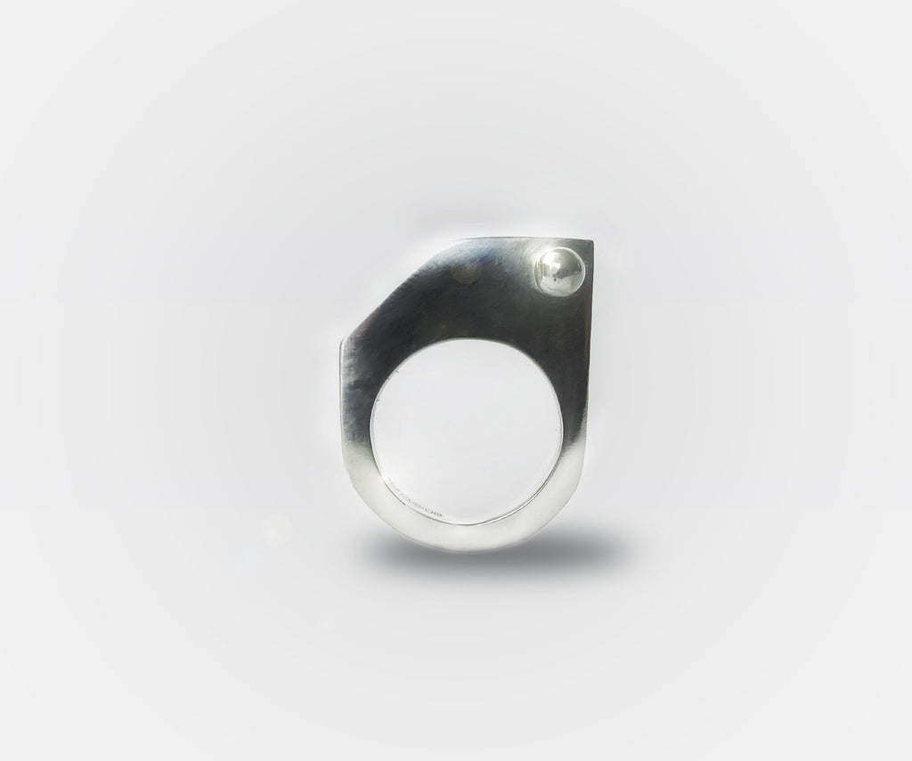 Bauhaus ring